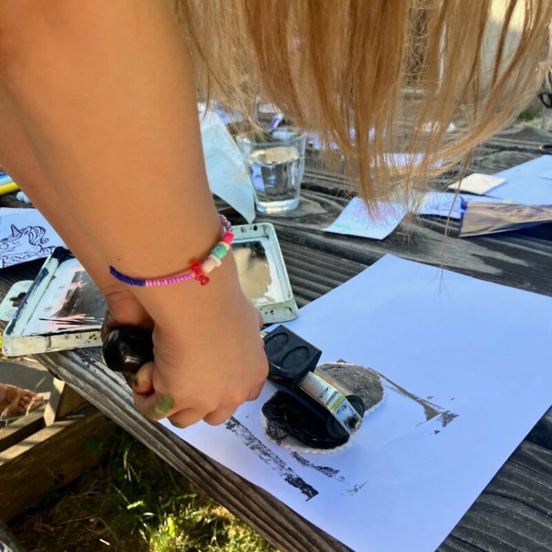 Ateliers artistiques pour enfants (6-12 ans)